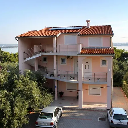 6215c Apartment Tkon